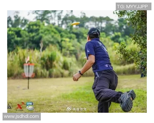 飞盘运动的魅力与挑战:深入成都飞盘队的灵活性与团队精神探讨 飞盘运动的魅力与挑战:深入成都飞盘队的灵活性与团队精神探讨