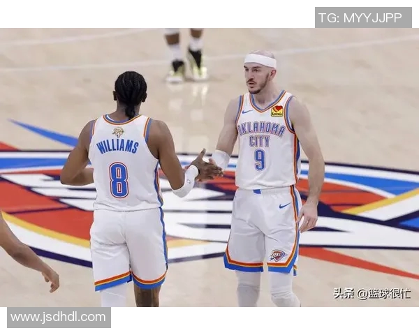 2013年湖人与雷霆的巅峰对决回顾及其对NBA历史的影响分析