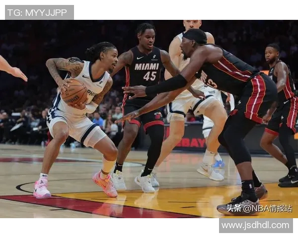 2010年NBA季后赛热火对决灰熊的精彩瞬间与战术分析