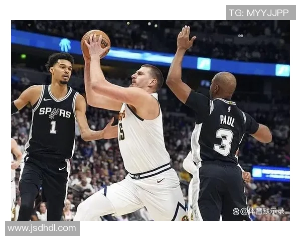 2019年火箭队与掘金队精彩对决比赛录像回顾与分析