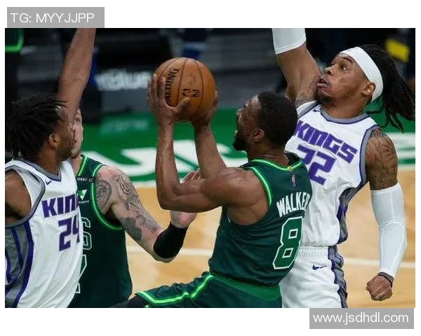 灰熊与马刺激战正酣直播全程精彩回顾与分析 灰熊与马刺激战正酣直播全程精彩回顾与分析