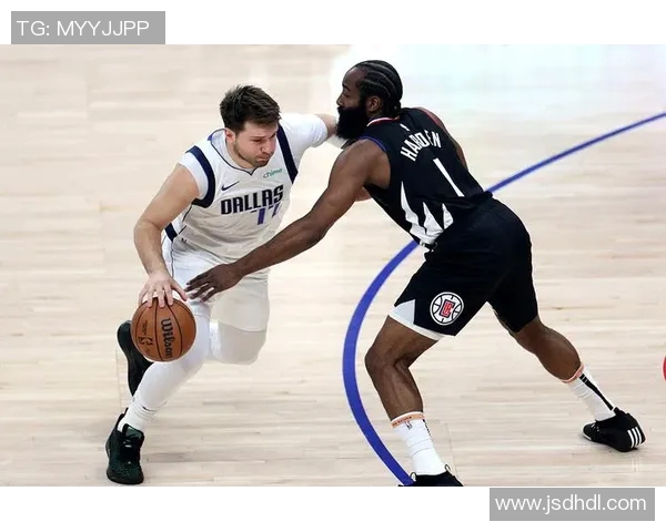 快船与猛龙激战全场回放精彩瞬间分析与赛后点评