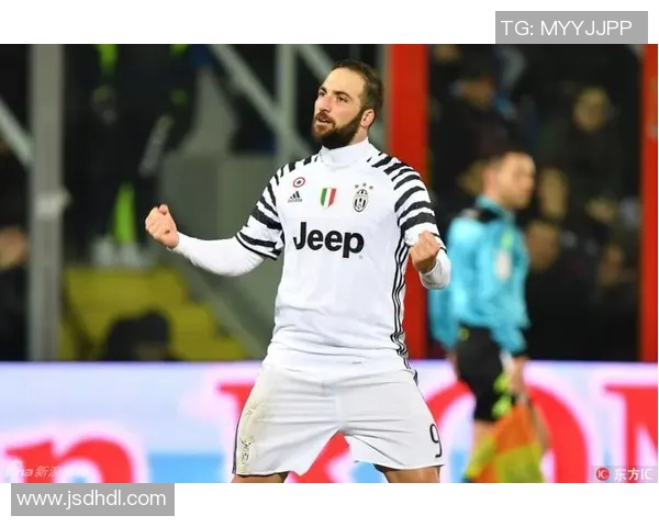 巴萨与尤文激战1617赛季精彩回顾与战术分析