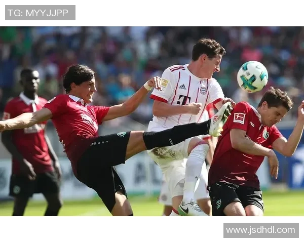 拜仁慕尼黑主场迎战汉诺威96争夺德甲积分榜重要胜利