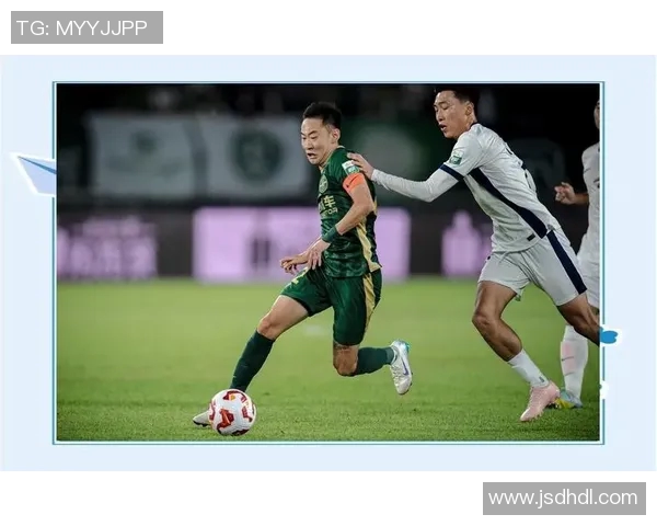 梅州队迎战江绿城，争夺联赛关键三分，球迷期待精彩对决