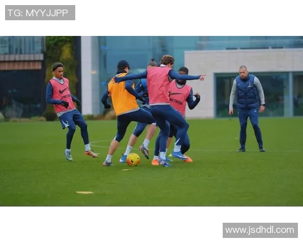 热刺与伯恩利激战正酣精彩瞬间回顾与分析